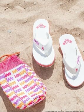 NWT Roxy X Hawaiian Airlines ✨Japan Exclusive ✨Flip Flop WHT